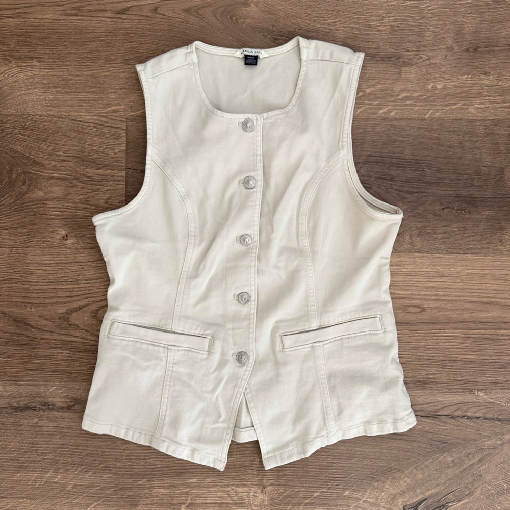 American Eagle Vest